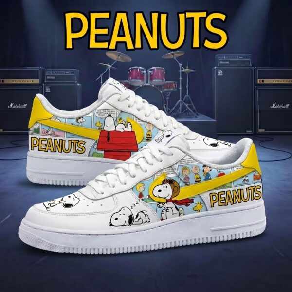 Snoopy Low-Top Sneakers
