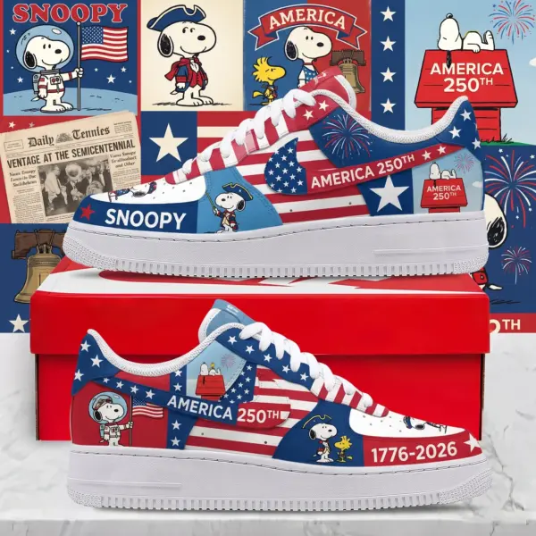 Snoopy 250 Years of America Low-Top Sneakers