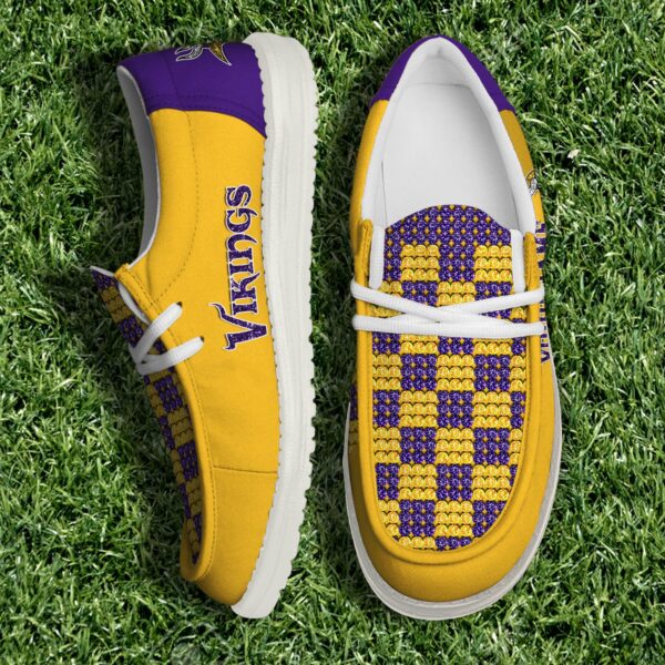 Minnesota Vikings NFL 32 Teams Slip-On Canvas Loafer Shoes Personalized Your Name