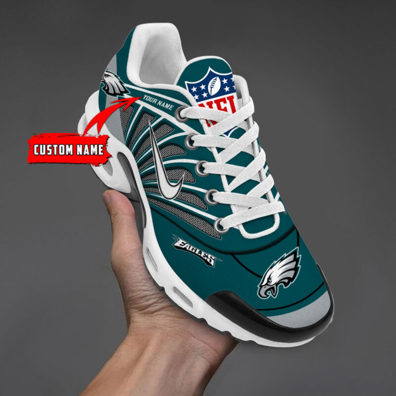 Customize Your Name with Philadelphia Eagles Ver 39 Sport Shoes - Image 4